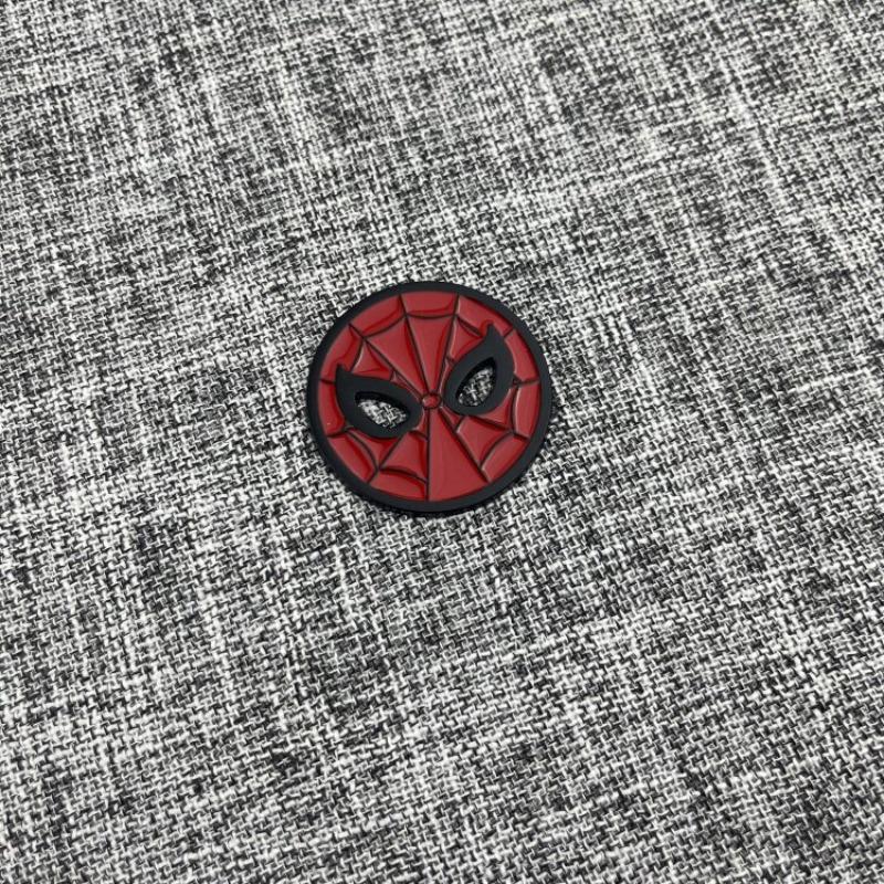 Spider-Man mask flat car sticker 4CM metal round decorative sticker body scratch sticker personalized label