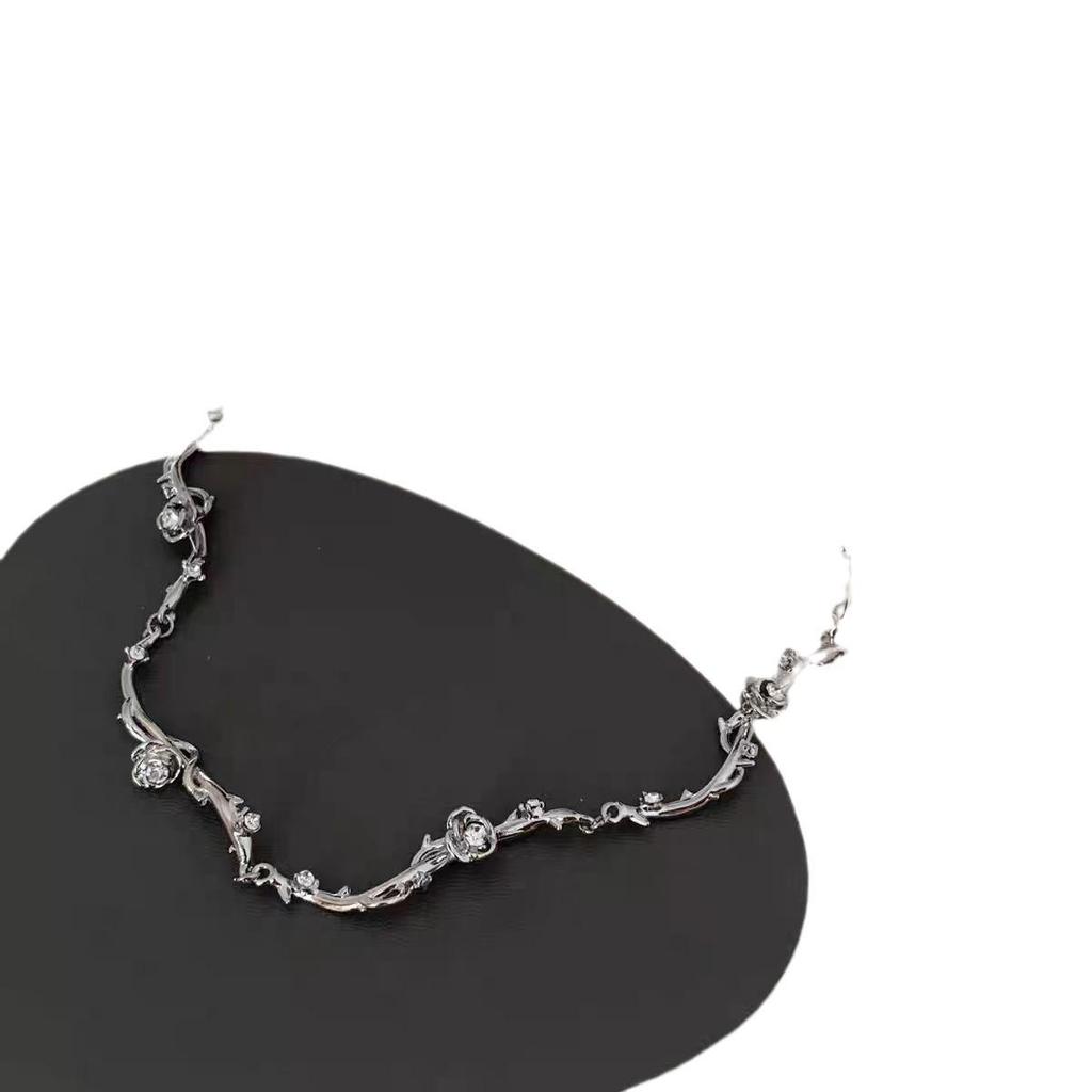 Ожерелье с розой для женщин - модный дизайн 2025 года, высококачественная ключичная цепочка