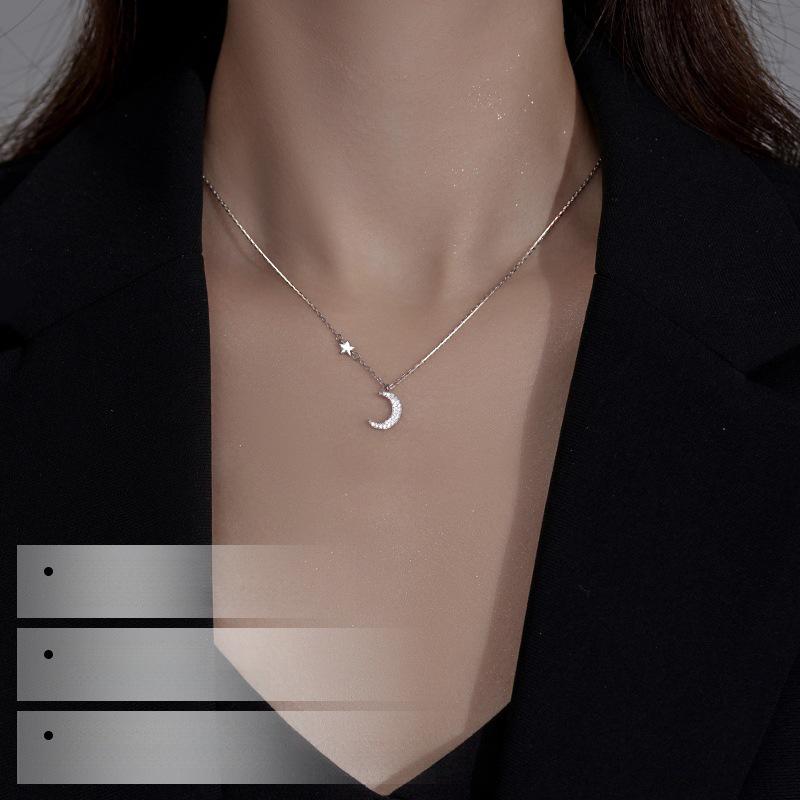 Banyan Tree S925 Silver Star & Moon Clavicle Necklace - Korean Niche Design with Diamond Accent
