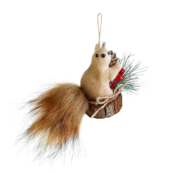 Foam Squirrel Ornament 3D Artificial Squirrel Figurine with Pine Cones Berries Cute Fake Animal Christmas Tree Hanging Decoration for Winter