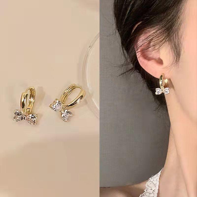 New Shiny Zircon Bow Earrings Copper Ear Button Fashion Jewelry for Woman Party Elegant Accessories Earrings