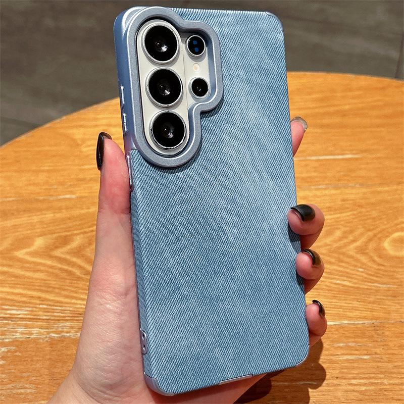 Силиконовый чехол для iPhone - Совместим с iPhone 11, 12, 13, 14 Pro Max, 16, 17; Дизайн с использованием жидкой аэрозольной краски