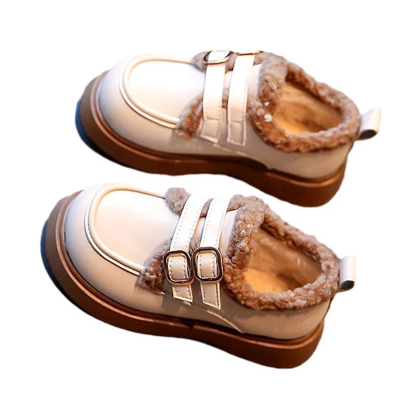 Детская 2024 Осень Дизайнерская Обувь для Девочек Нескользящая Кожаная Обувь Толстый Плюш Младенческая Зимняя Обувь Теплая Модная Мягкая Подошва Кроссовки для Девочек