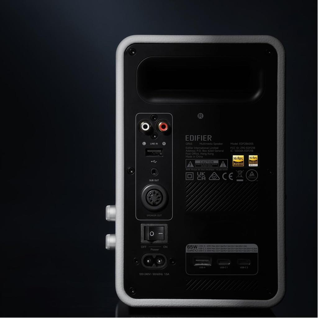 Беспроводной динамик Edifier QR65 Максимальная выходная мощность 70 Вт Световой эффект Bluetooth Высокое разрешение Совместимость с LDAC GaN Выход для зарядки Подставка в комплекте Белый