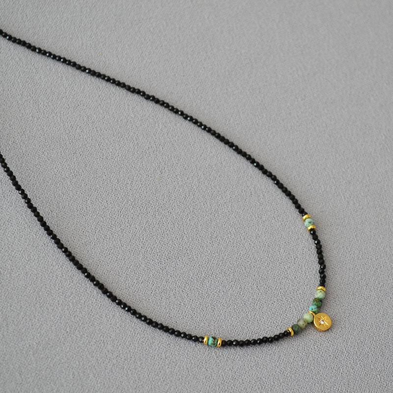 Французский нишевый дизайн, простое ретро литературное черное шпинельное бирюзовое круглое фирменное ожерелье со звездой на ключицу, цепочка для женщин
