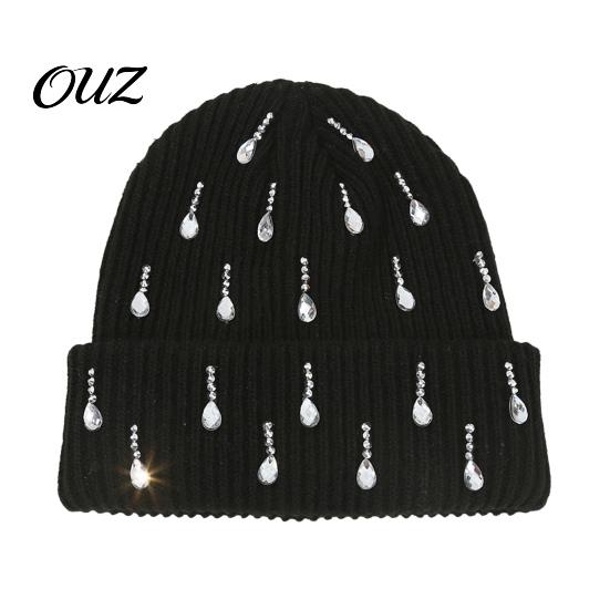 Trendy Knit Caps for Winter Outfits Waterdrop Rhinestone Hat, Bling Stretchy Cuffed Knitted Hat Women Skull Cap Men Cold Weather Daily Wear