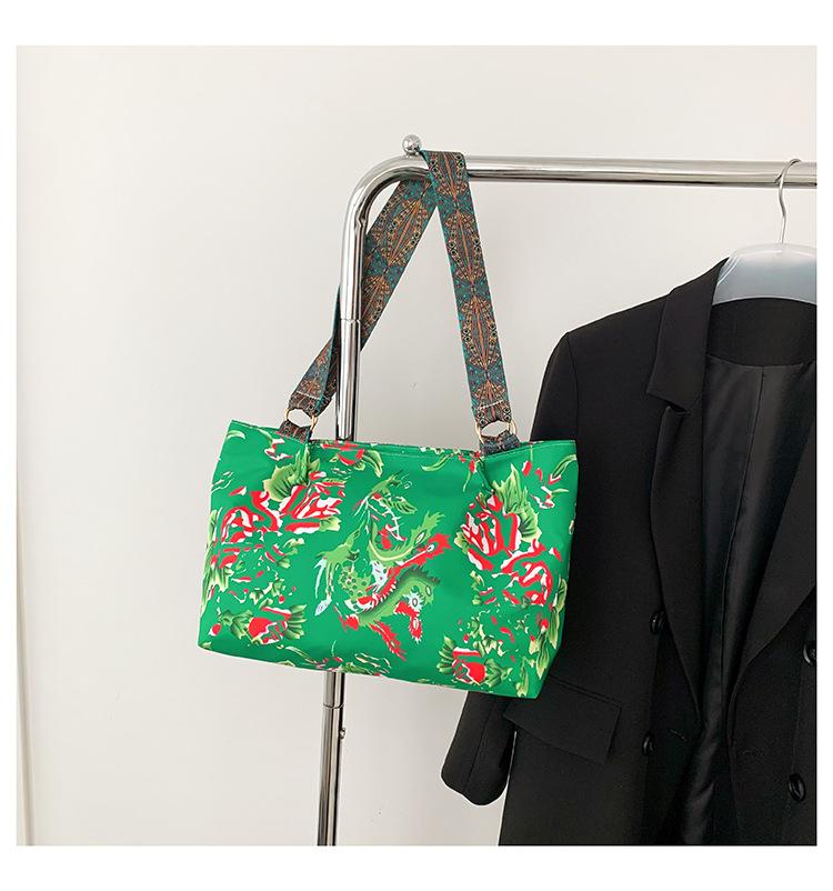 Northeast Big Flower 2024 Spring Literary and Artistic Fan Ethnic Style Printing Fashion Trendy with Large Capacity Tote Shoulder Women's Nylon Cloth