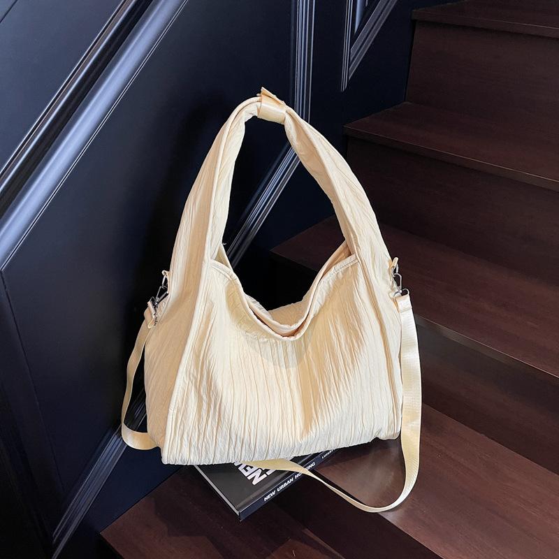 2025 New Simple Literary Girl Shoulder Canvas Bag Pleated Commuter Tote Bag Underarm Large-capacity Bag Women