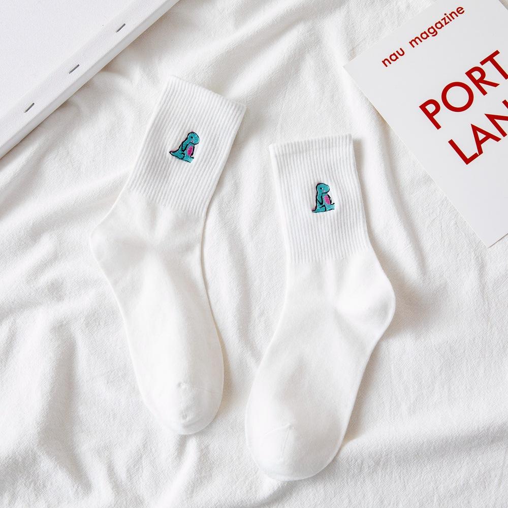 Вышивка Носки с динозаврами Модные женские носки Корея Стиль Харадзюку Каваии Смешные мультяшные Весенне-осенние женские носки Милая девушка