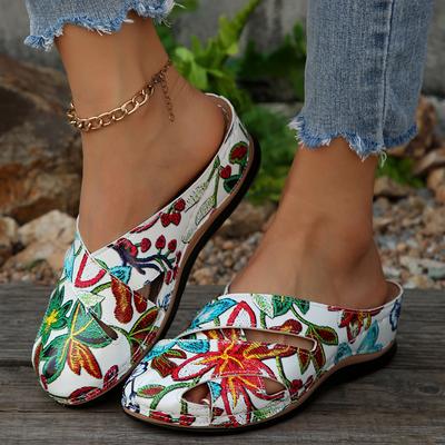 Модные женские тапочки Повседневные пляжные Большого размера Сандалии на танкетке 2025 Новые смешанные цвета Уличная обувь для женщин Модные тапочки Шлепанцы Женские