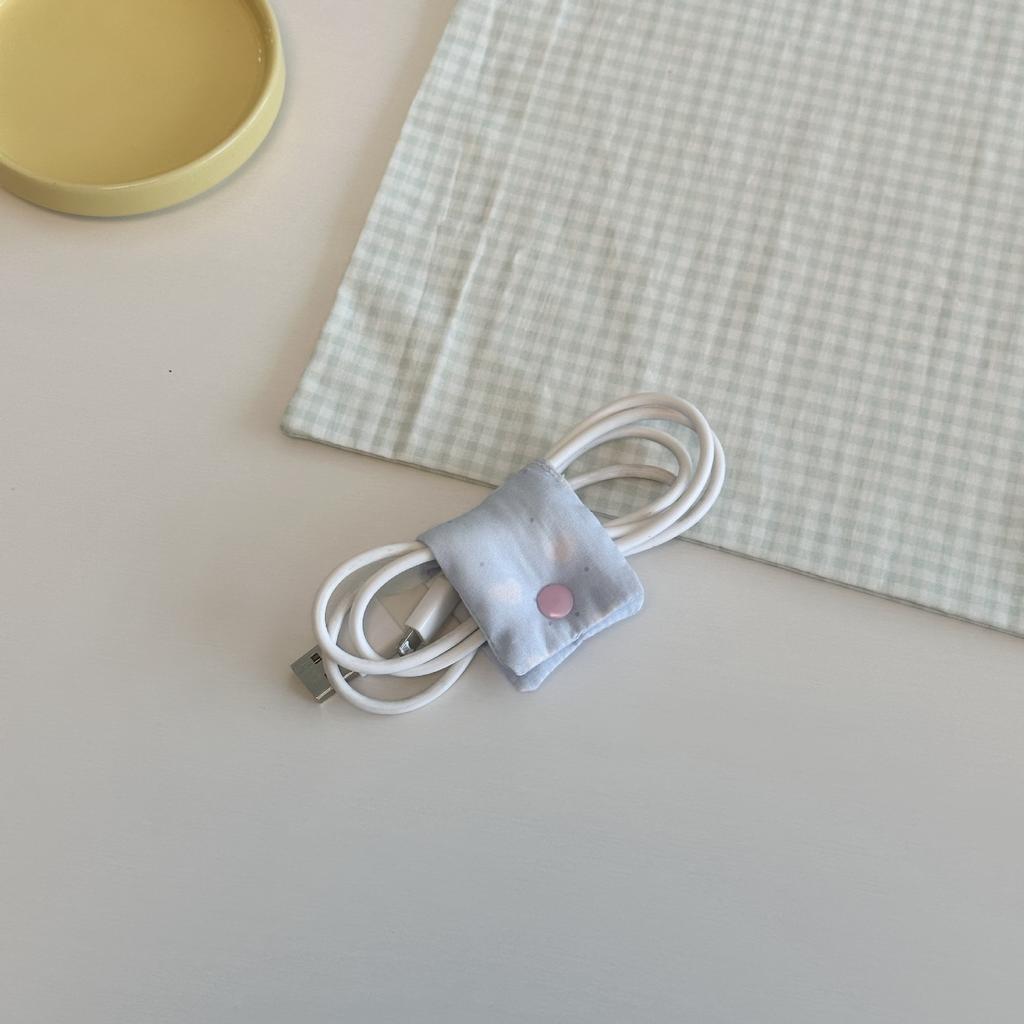Cute Ins Little Heart Fabric Cable Organizer for Girl Portable Charger Cord Wrap Holder Travel-Friendly Wire Management Tie