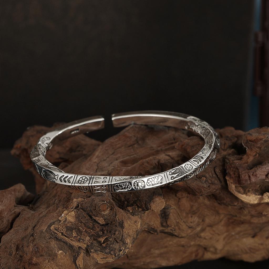 Four Square Twisted Oracle Bone Script Bracelet New Original Scripture Retro Bracelet As A Birthday Gift for Friends