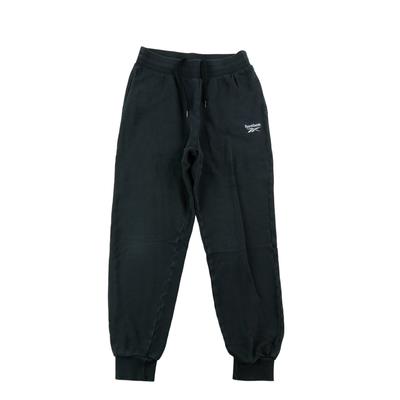 Низ – Спортивные штаны и тайтсы