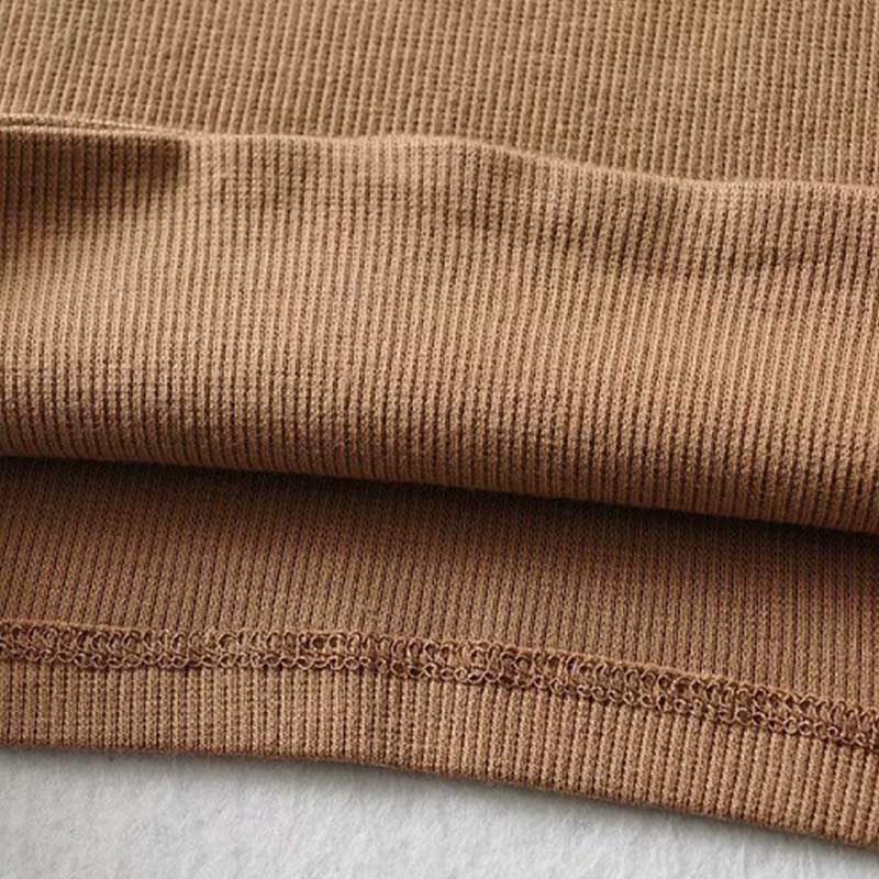 Женский укороченный топ из хлопка в рубчик с квадратным вырезом и длинным рукавом