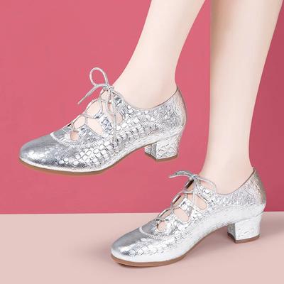 3,5 см Модные Удобные Туфли из Лакированной Кожи с Перекрестными Ремешками, Тренд 2025, Весенние Туфли на Среднем Блочном Каблуке для Танцев, Вечеринок, Мамы