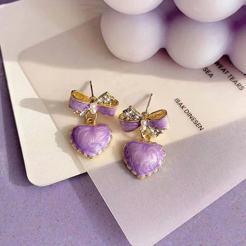 Новые милые фиолетовые серьги-сердечки для женщин, милые серьги-подвески с кристальной эмалью и масляным бантом, модные романтические украшения для вечеринок