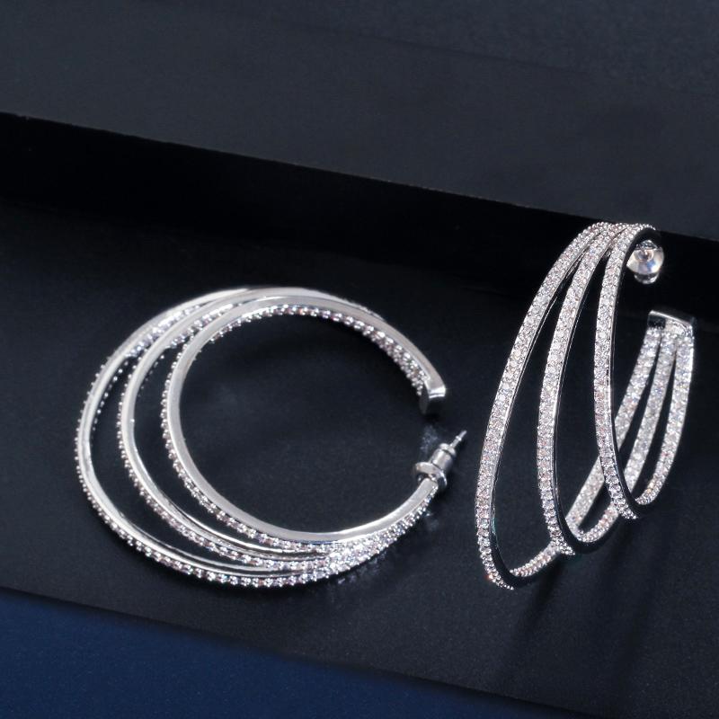 Серьги-кольца WWJ с геометрическим рисунком и тремя кругами с кубическим цирконием