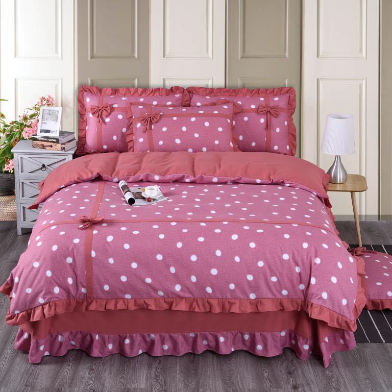 Комплект постельного белья в стиле принцессы с сердечками для девочки из четырех предметов, постельное белье из кружева, трикотажного хлопка, банта, пододеяльника, юбки, комплект из трех предметов