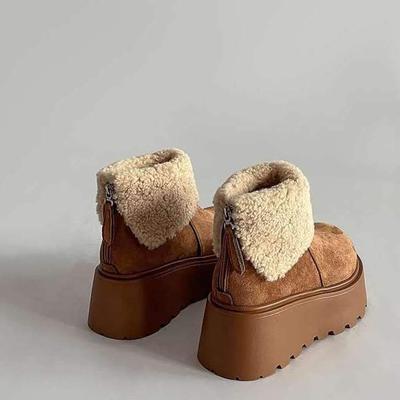 Мода на подворачивание волос для увеличения высоты детских сноубутсов осенью и зимой 2025 года. Новые бархатные на толстой подошве с манго-носком Birkenstock