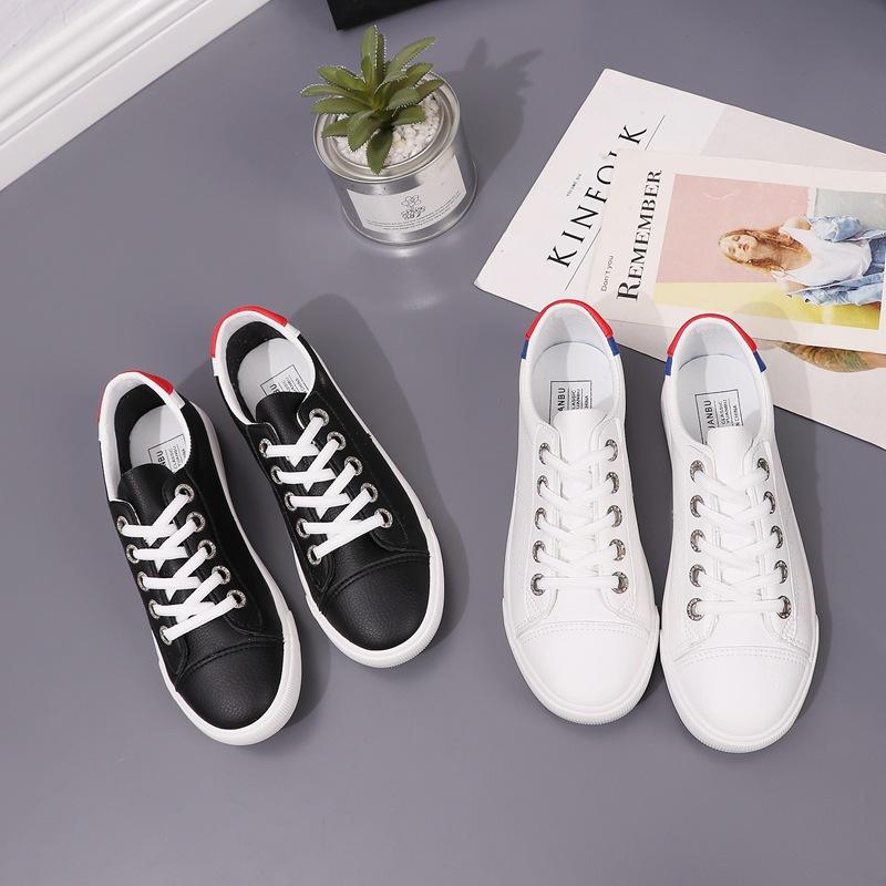 2025 Spring Autumn Womens Soft Leather Sneakers Non-Slip Breathable Lace-Up Casual Shoes Comfortable Walking Shoes for Teen