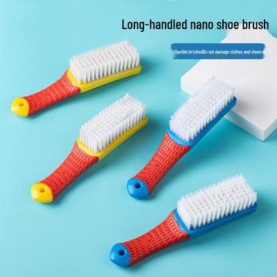 Многофункциональная нано-щетка для обуви с мягкой щетиной - не повреждает при чистке обуви, стирке, одежды и предметов домашнего обихода.