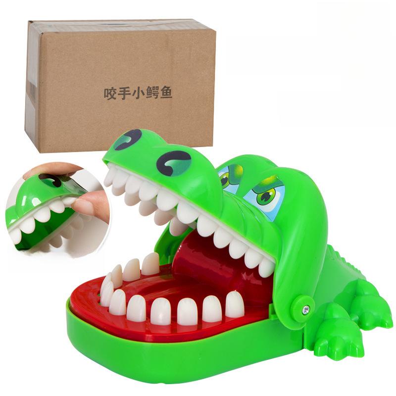 Детские игрушки-розыгрыши со звуком и светом «Крокодил» и «Акула», идеально подходящие для детей 4–6 лет