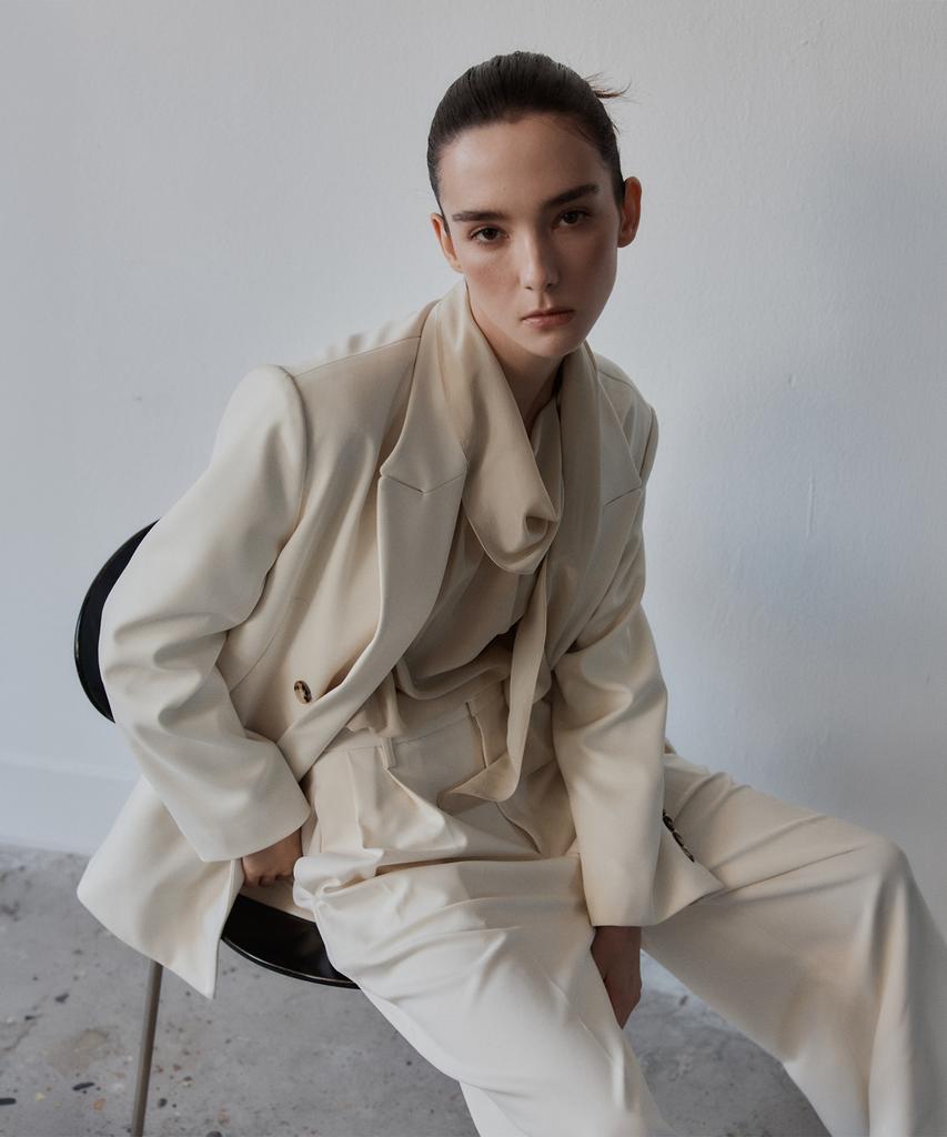 THEELO Margaret Peaked Jacket_3 Colors