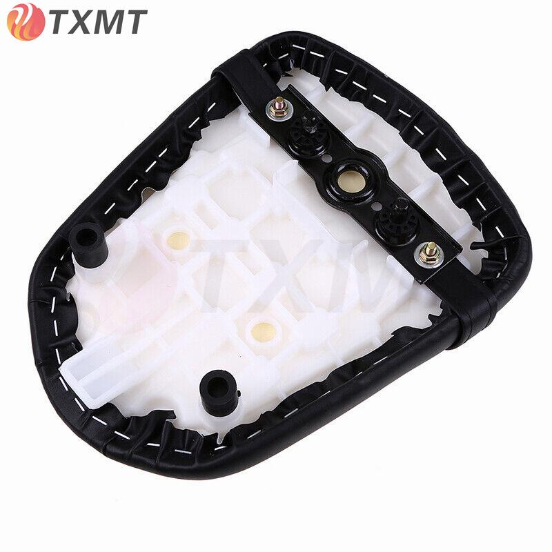 Suzuki GSXR600/750 K6-K7 Подушки переднего и заднего сиденья с кожаной сумкой на переднее сиденье (2006-2007 гг.)