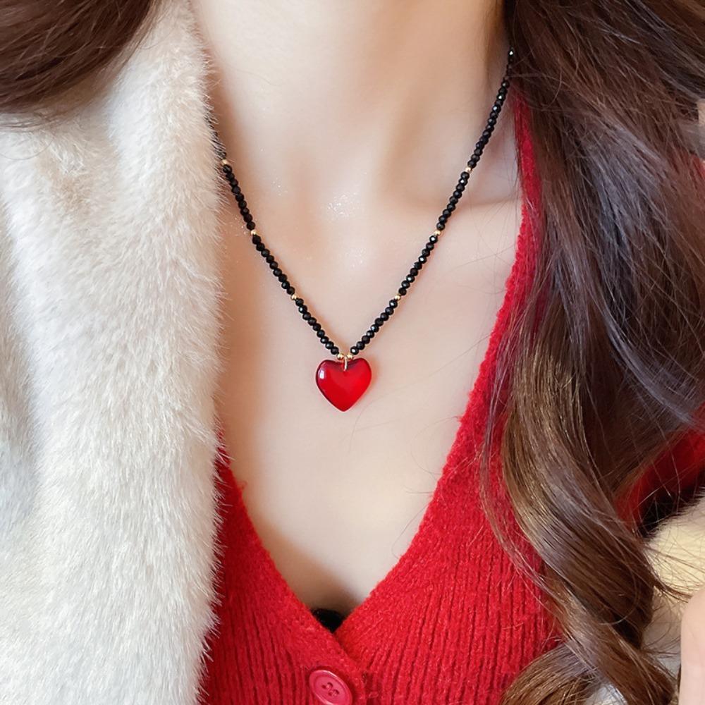 Romantic Fashion Choker Irregular Sweater Chain Spice Girls Heart Pendant Necklace  Women Gifts