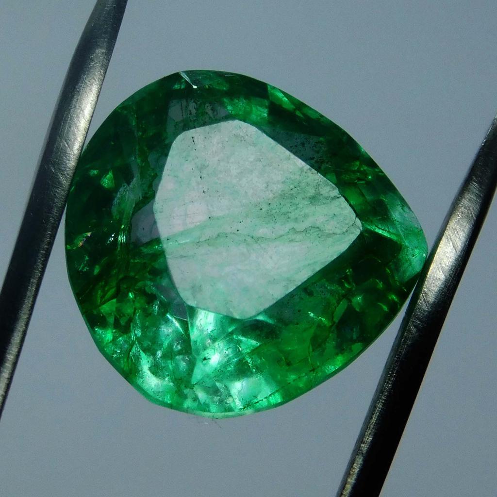 Green Emerald Pear Cut 9 Ct Natural Colombian Loose Gemstone