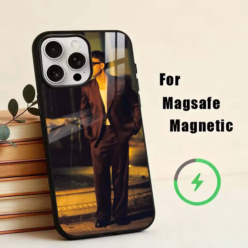 Singer Q-Quevedo Phone Case For iPhone17,16,15,14,13,12,11 Plus,Pro Magnetic For Magsafe Wireless Charging