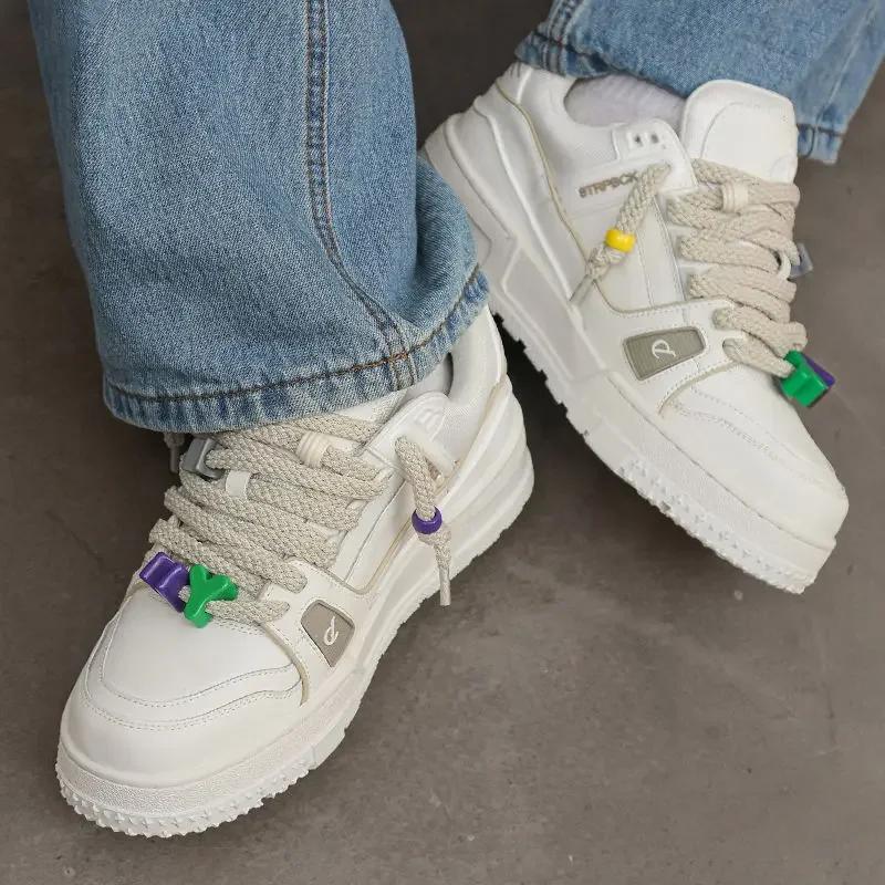 Новые белые кожаные повседневные спортивные туфли для пар, модные и универсальные, на шнуровке, для активного отдыха, большие размеры 36-44