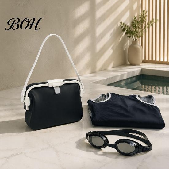 Waterproof Silicone Swimming Bag Swim with Leak-proof Clip, 4000ml Large Capacity Beach Foldable Crossbody Bag, Tote for Surfing And Travel