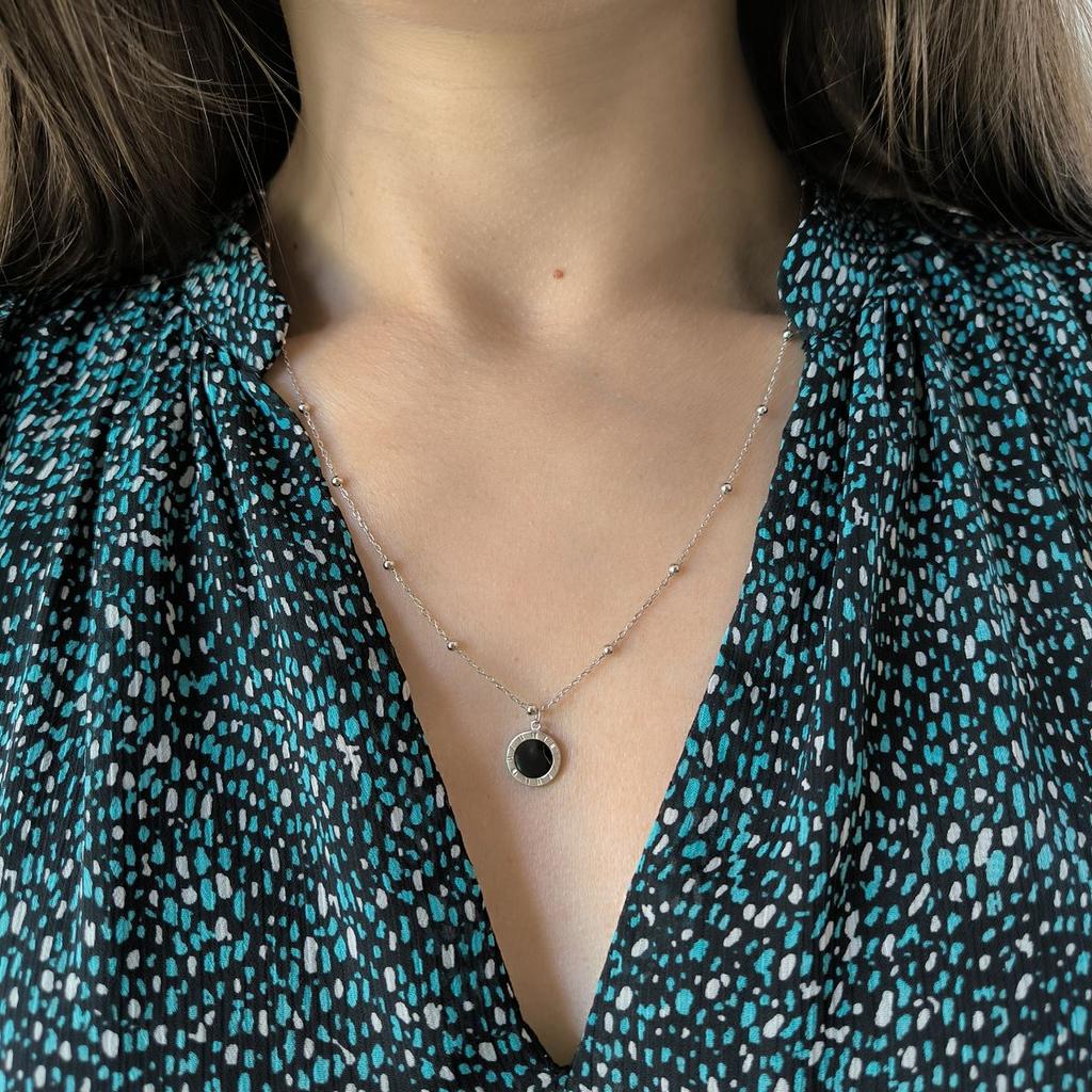 Серебряное колье с емаллю, вес изделия 3,81 гр (2190653)