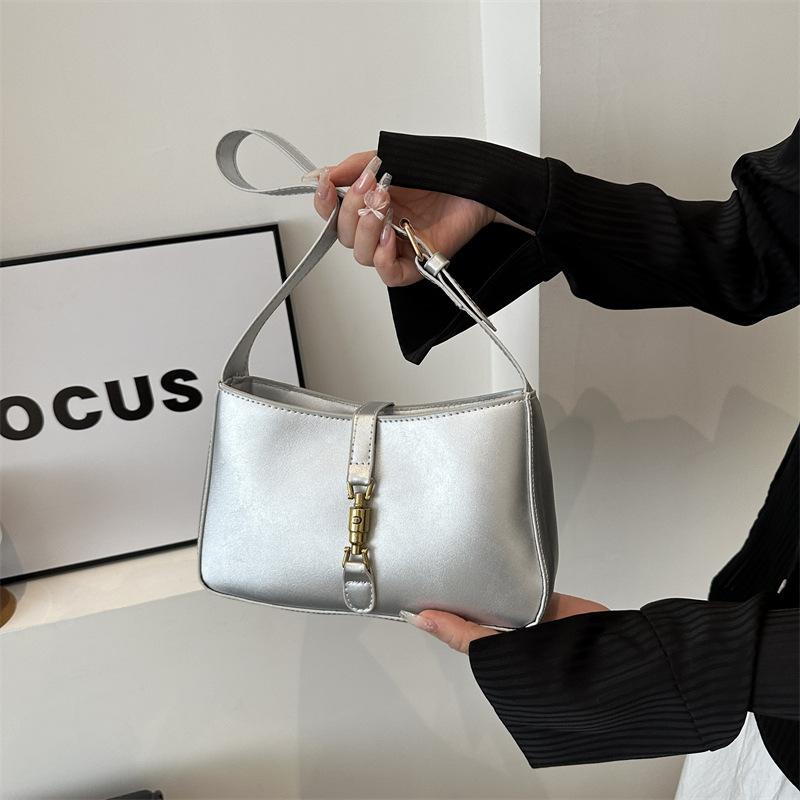 Фактурная женская сумка через плечо женская 2025 весна новая универсальная ins сумка-мессенджер темпераментная маленькая квадратная сумка тренд