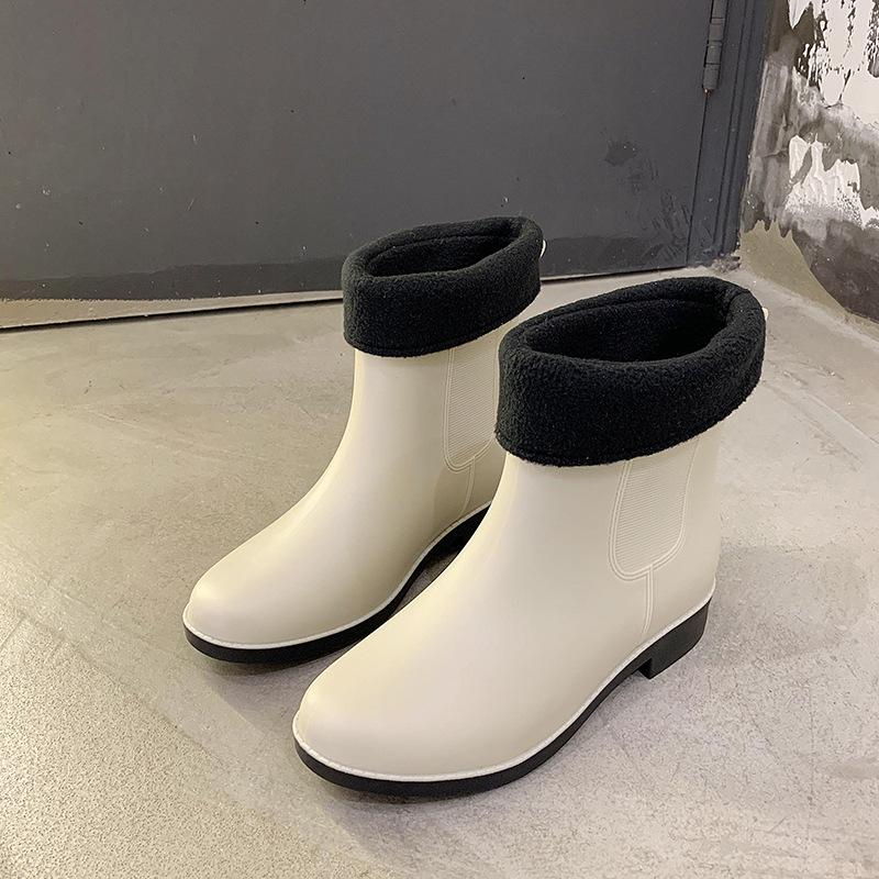 Four Seasons Rain Shoes Women's Chelsea Rain Boots Short Non-slip Waterproof Shoes Fashion Martin Boots Low Heel Casual Adult Rain Boots