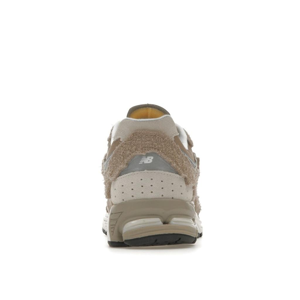 New Balance 2002R Protection Pack — кроссовки унисекс Driftwood Brown Timber-Wolf Sea-Salt M2002RDL