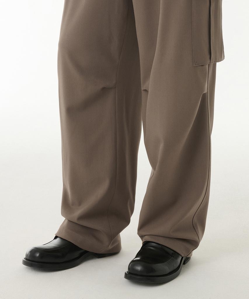 MUSINSA STANDARD Parachute Banding Cargo Slacks [Dusty Beige]
