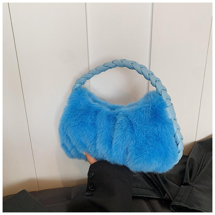 2024 осень и зима новая модная плюшевая сумка через плечо милая повседневная сумка для девочек сумка для пельменей под мышками