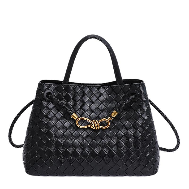 В этом году популярная супер-горячая маленькая сумка женская 2025 новая осенне-зимняя универсальная сумка-мессенджер портативная сумка-ведро для поездок на работу