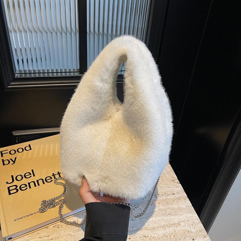 Plush Bag Women's Autumn and Winter New Fashion Trend Chain Messenger Bag Fluffy Bucket Bag