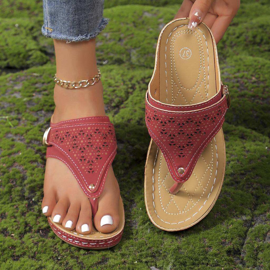 Женские кожаные нескользящие мягкие туфли на платформе, шлепанцы, летние женские босоножки на танкетке с каблуком 2024, ортопедические сандалии 43