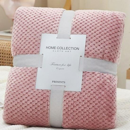 Thickened Ipil Coral Fleece Flannel Blanket for Napping and Air Conditioning