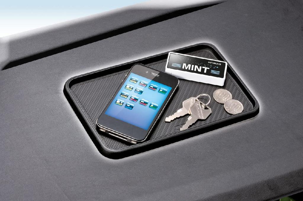 CARMATE Car Tray DZ195 Non-Slip Mat, S, Type, Carbon-Like,