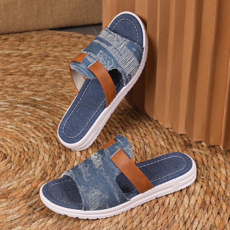 Модные новые сандалии летние больших размеров повседневные с круглым носком открытые с цветными блоками вырезами из денима на мягкой подошве нескользящие шлепанцы для женщин