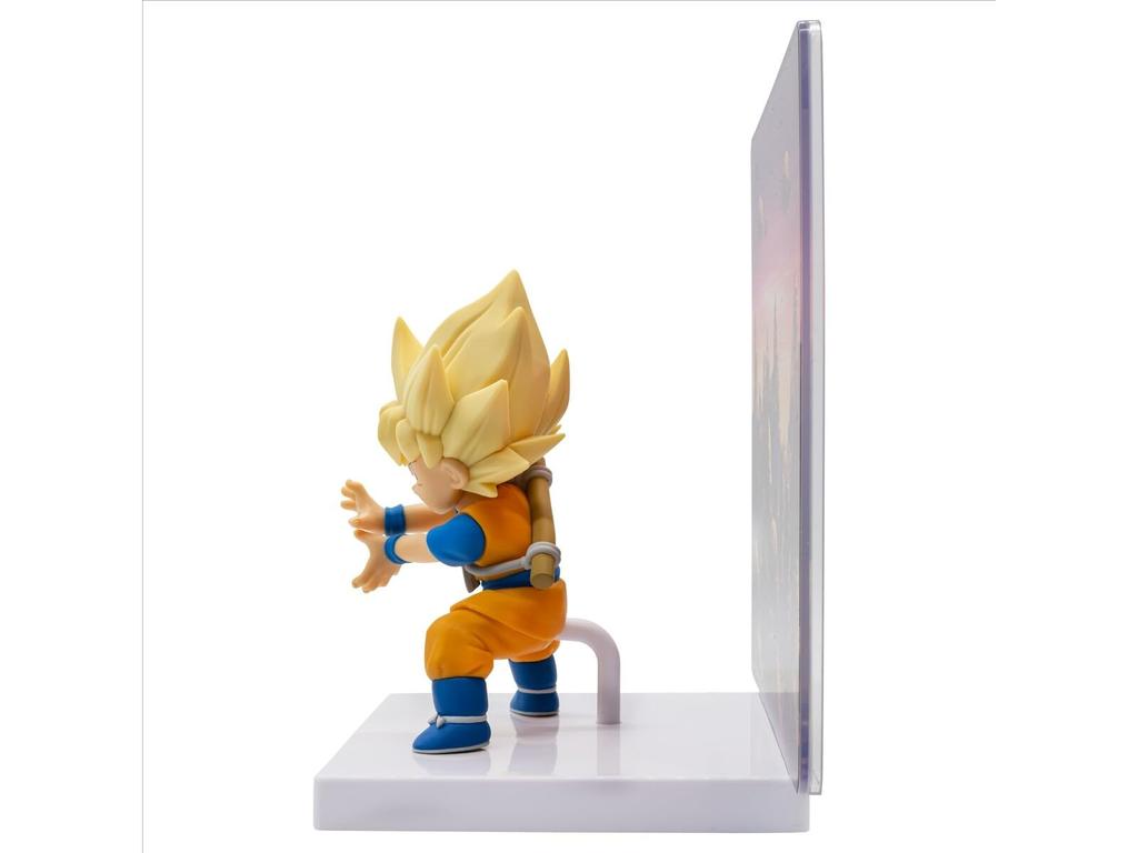 Dragon Ball DAIMA Super Saiyan Son Goku Figure with Panel (Mini)