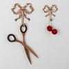 Metal Bow Shape Wall Hooks Decorative Key Bag Hanging Hook Load-bearing Towel Hat Jacket Key Holder for Home Decor