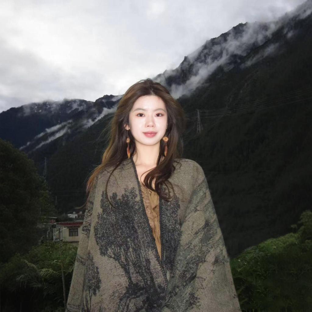 Kawanishi Women's Yunnan Ethnic Shawl: Autumn/Winter Cloak & Scarf for Tibet Seaside Outfits