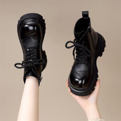 Женские Мартинсы на толстой подошве с увеличением высоты - Осень/Зима 2025, Британский стиль с бархатом, Универсальные короткие ботинки для миниатюрных.