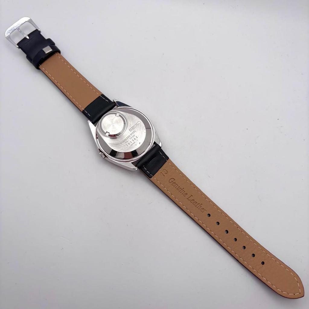 Rare Working SEIKO QT Snow White Dial Snowflake Guilloche Men's Vintage 38-7030
